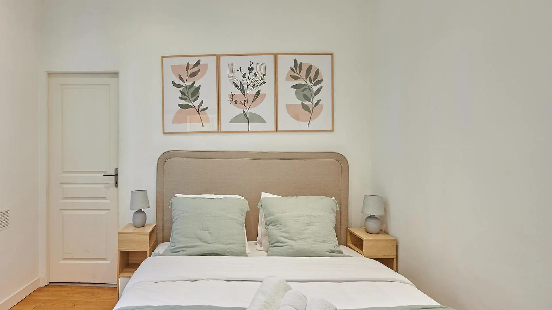 Apartment Center Of Paris By Studio Prestige 0*,  France
